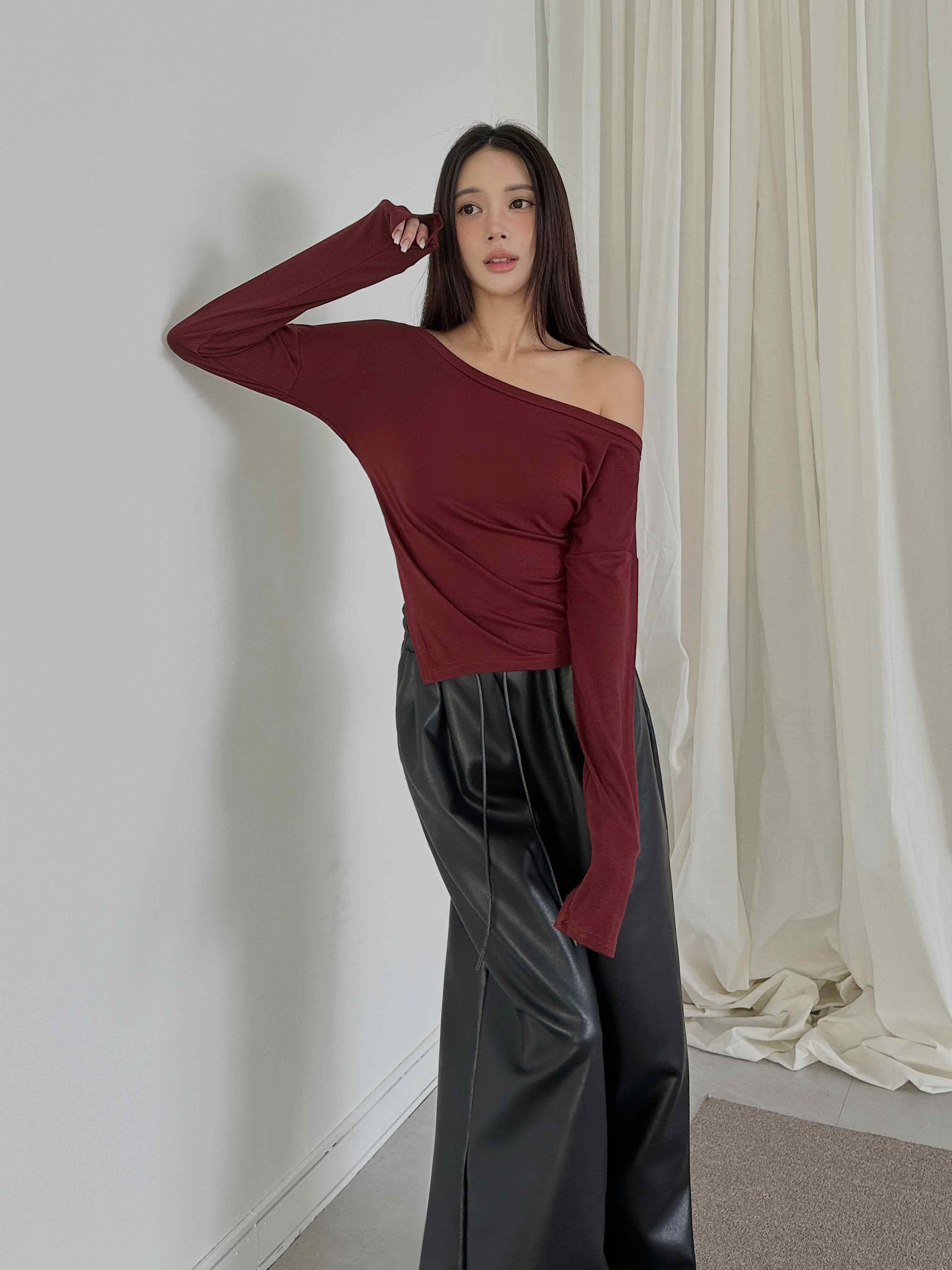 簡約斜肩剪裁上衣