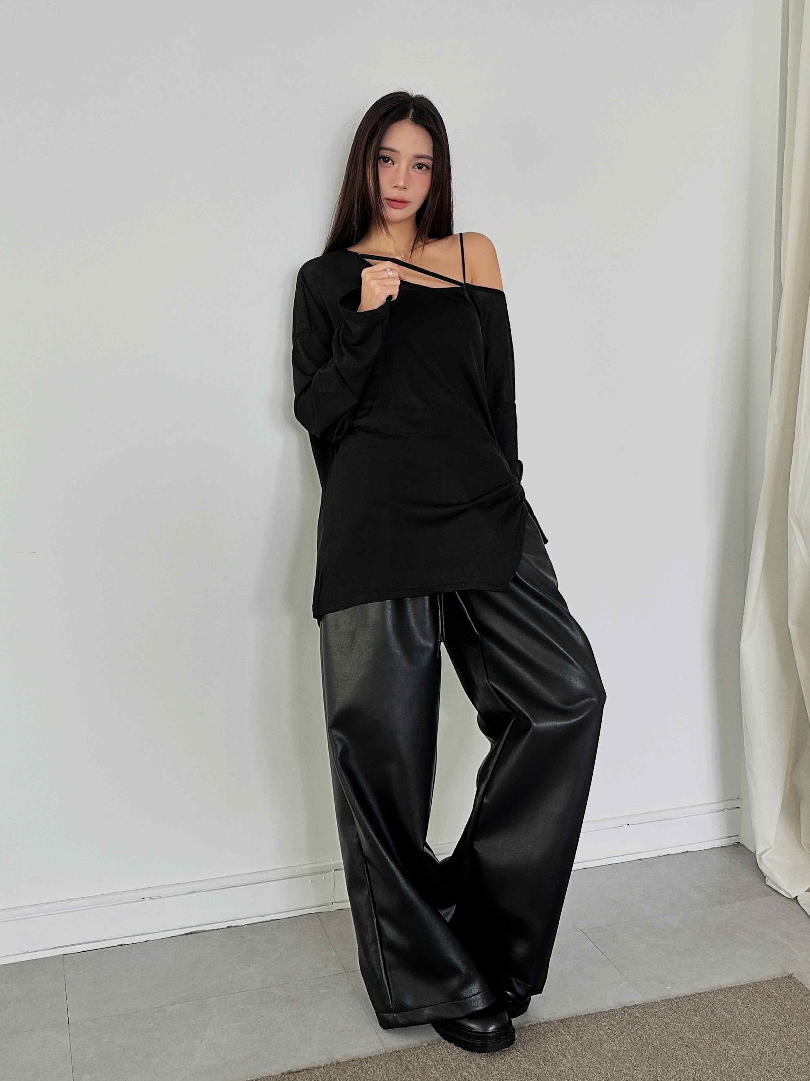 不規則下擺上衣附BRA背心