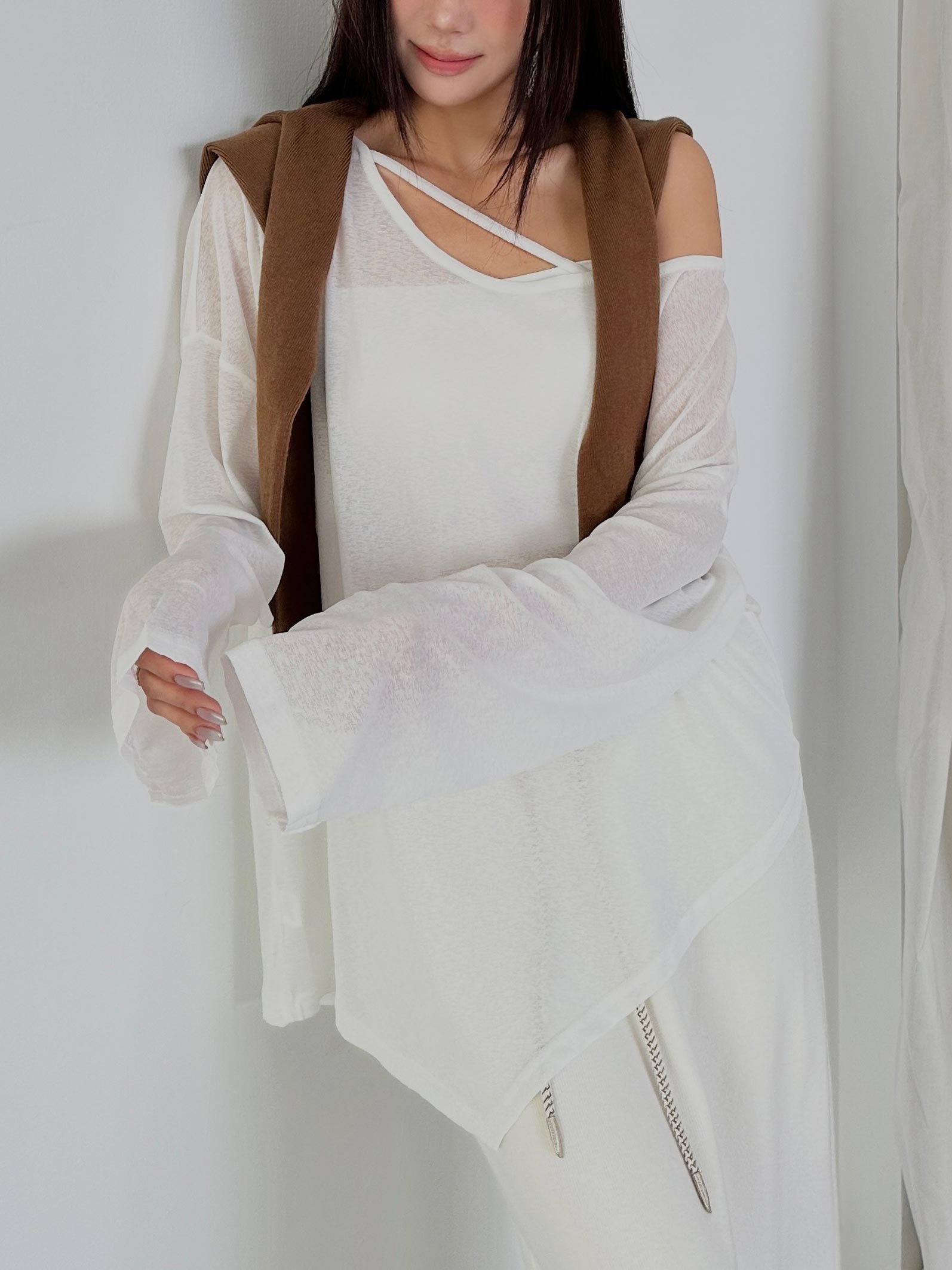 不規則下擺上衣附BRA背心