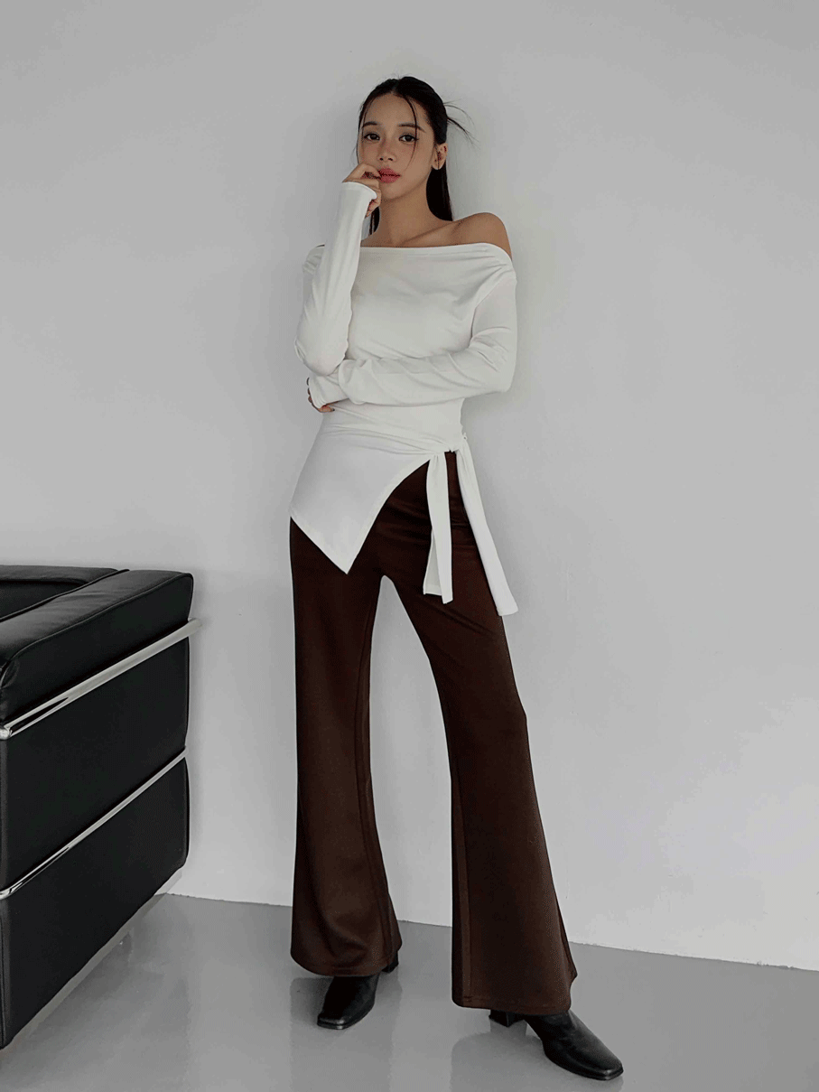 一字領不規則剪裁上衣