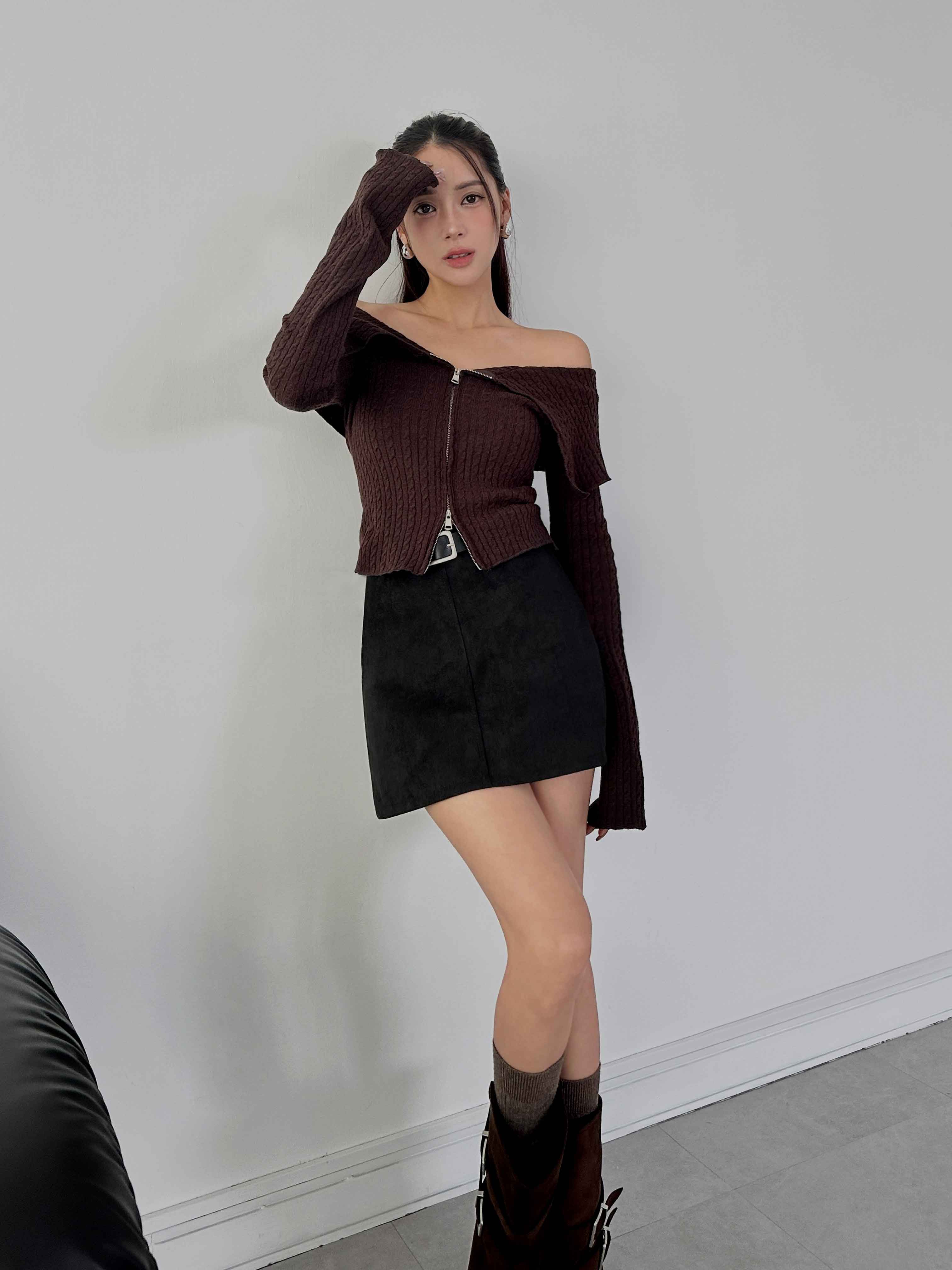 麂皮A字短裙(附皮帶)