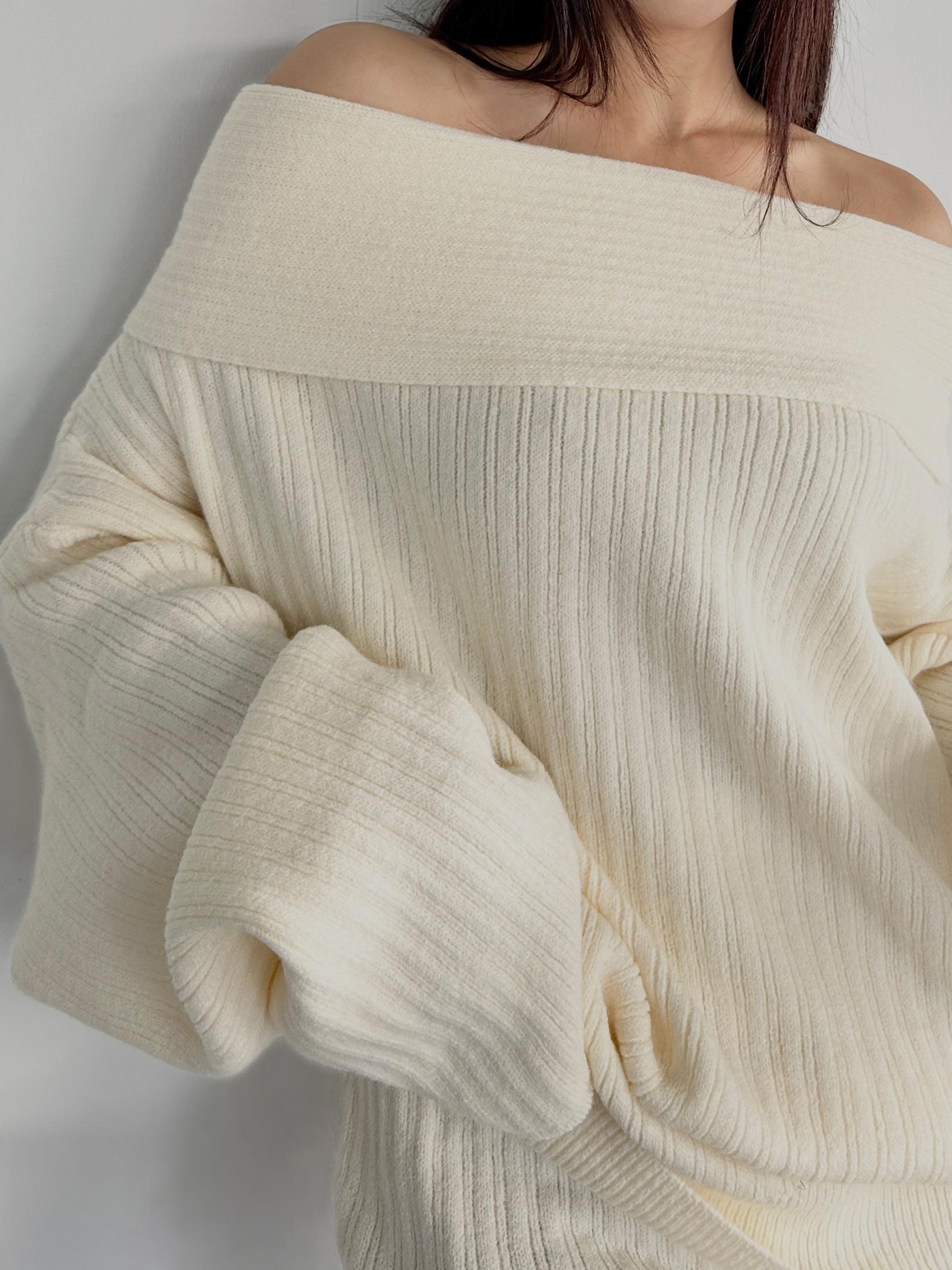 一字領針織套裝