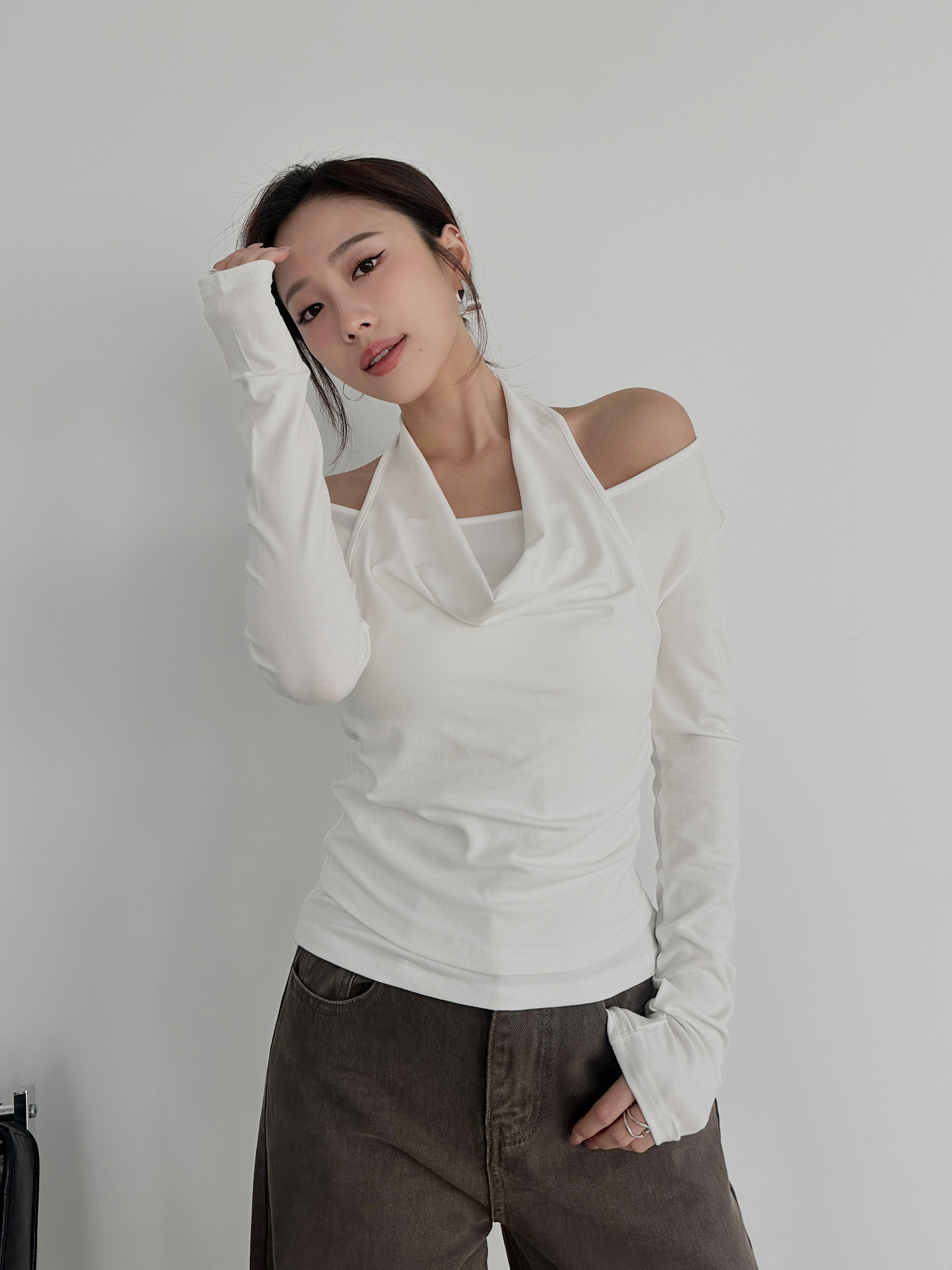 繞脖假兩件上衣