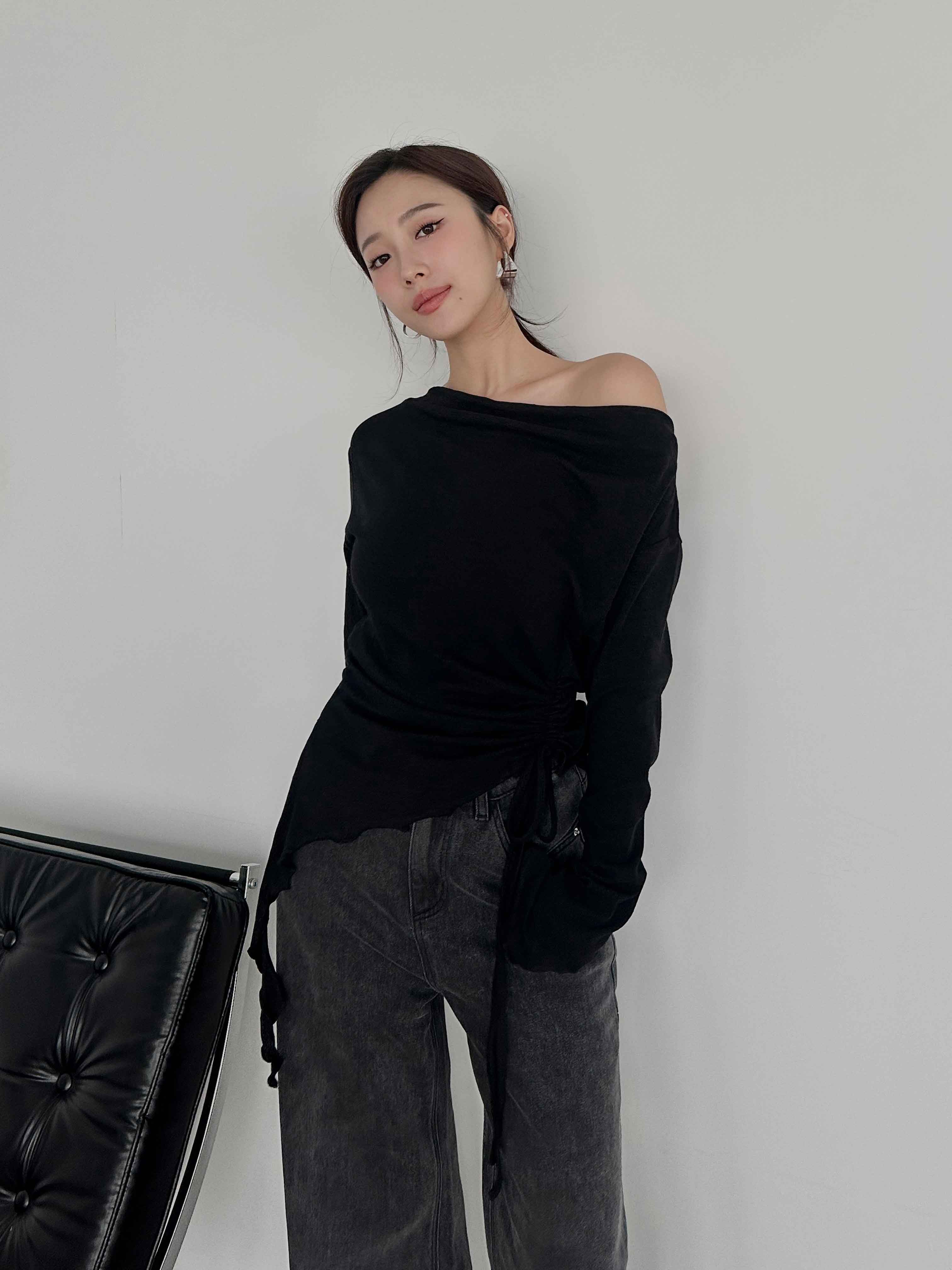 捲邊綁繩一字領上衣