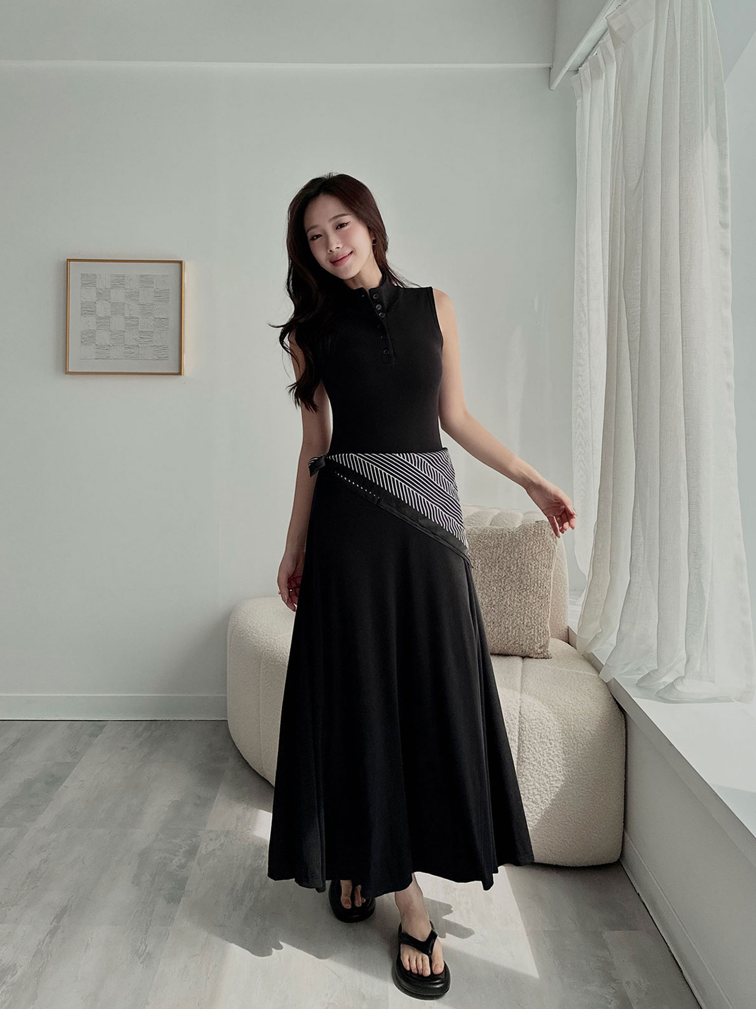 立領小排釦無袖連身裙