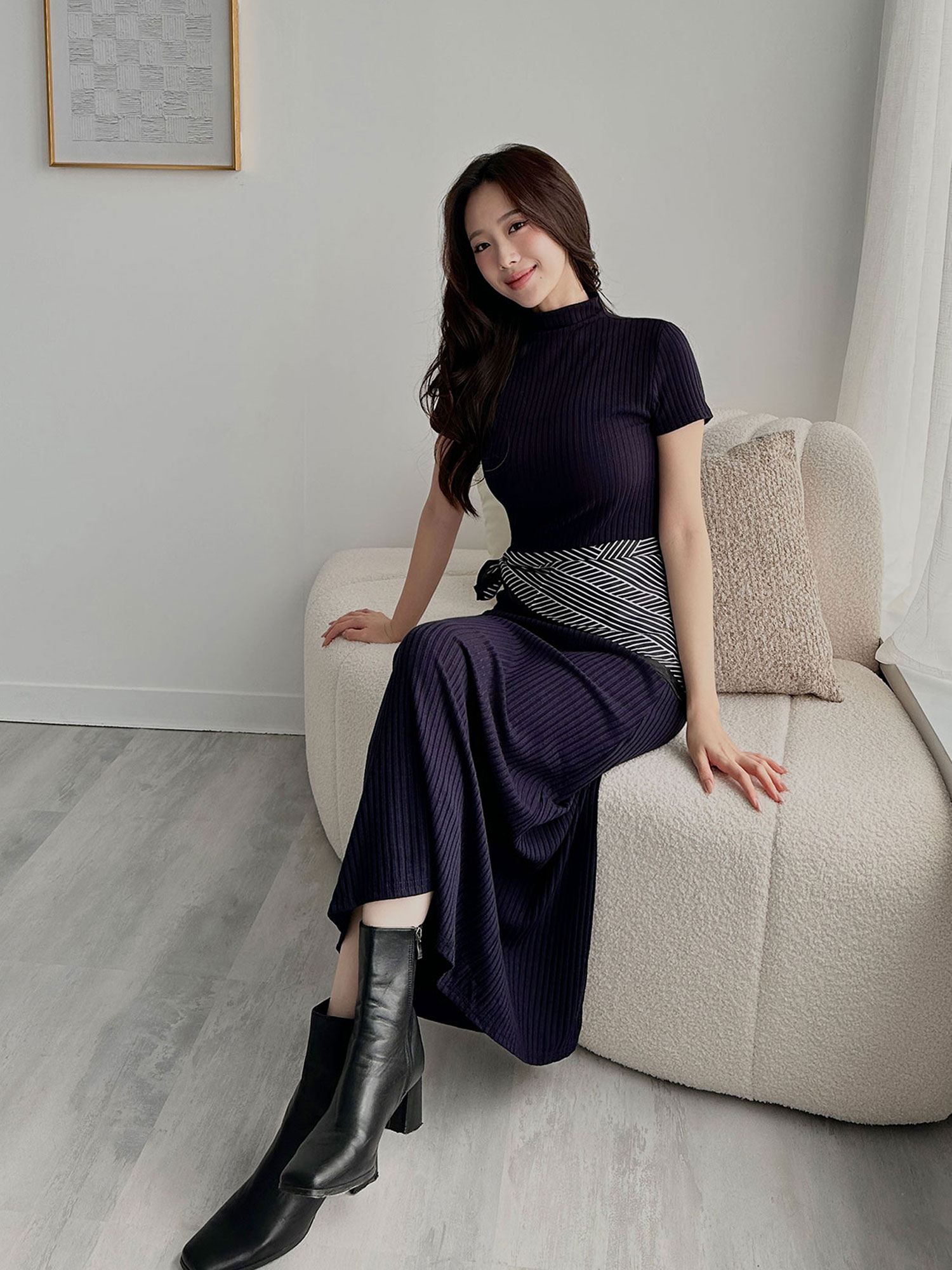 柔彈坑條連身裙