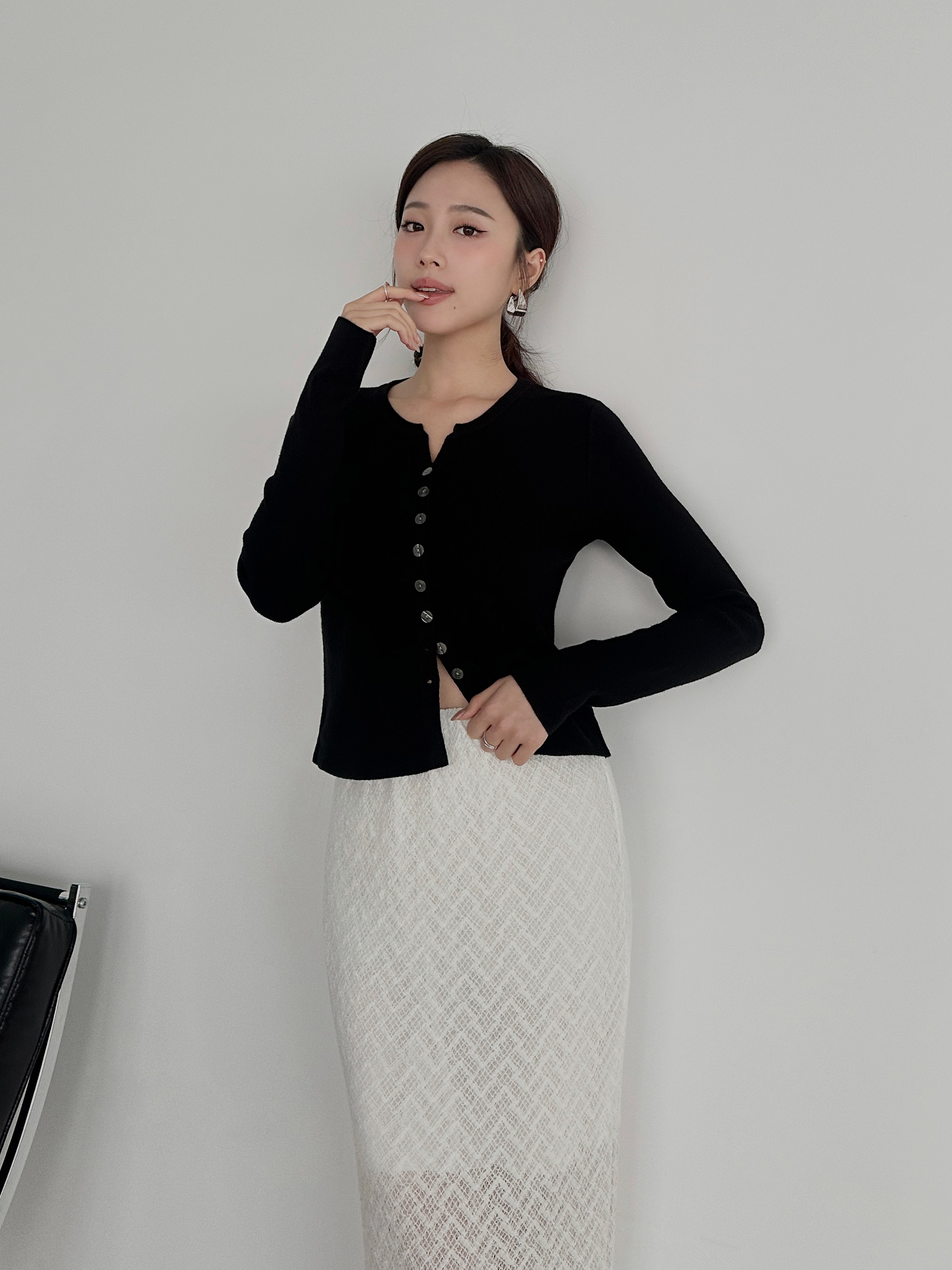 圓領排扣針織外套