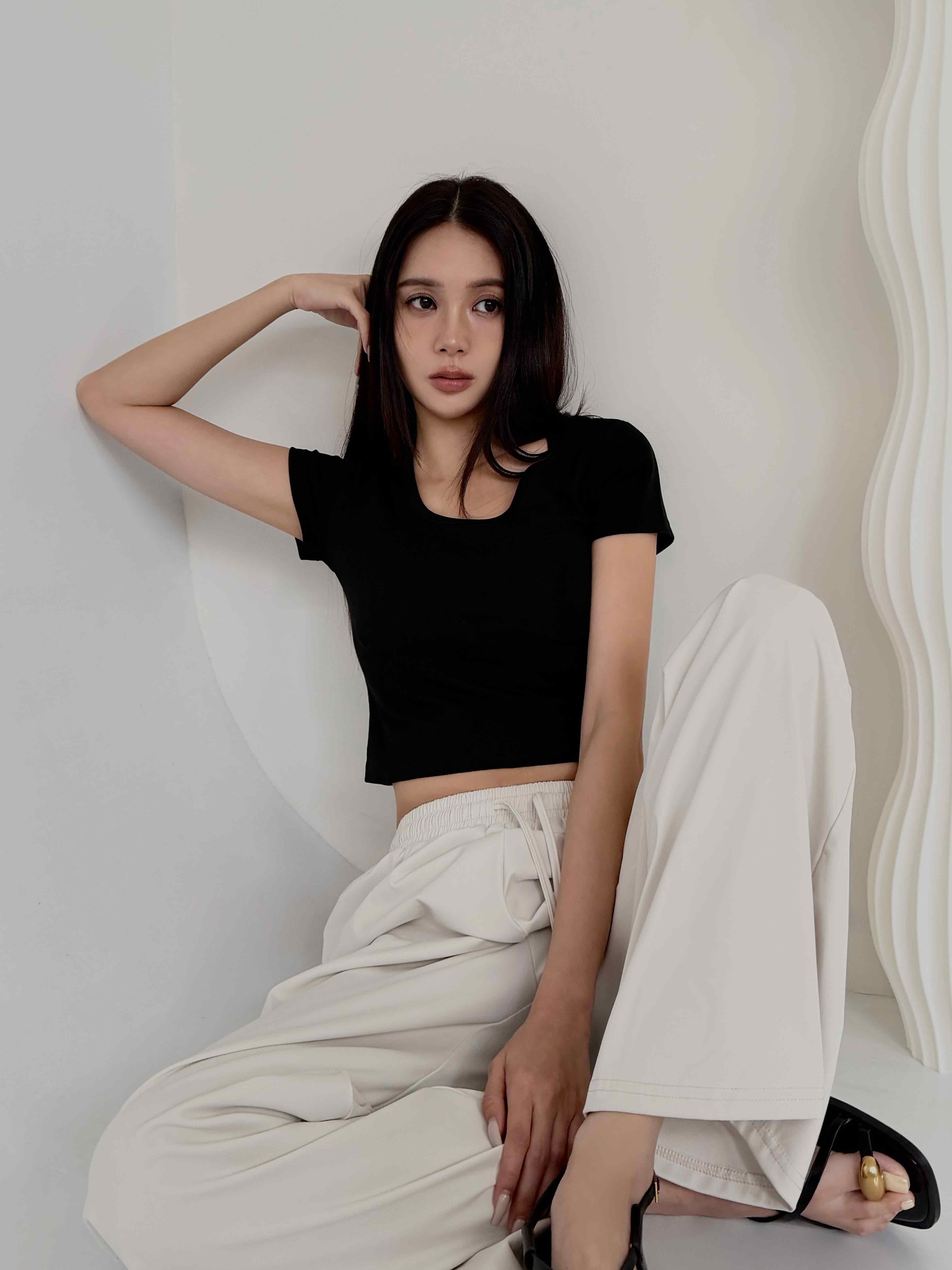 精梳棉大圓領短版TEE