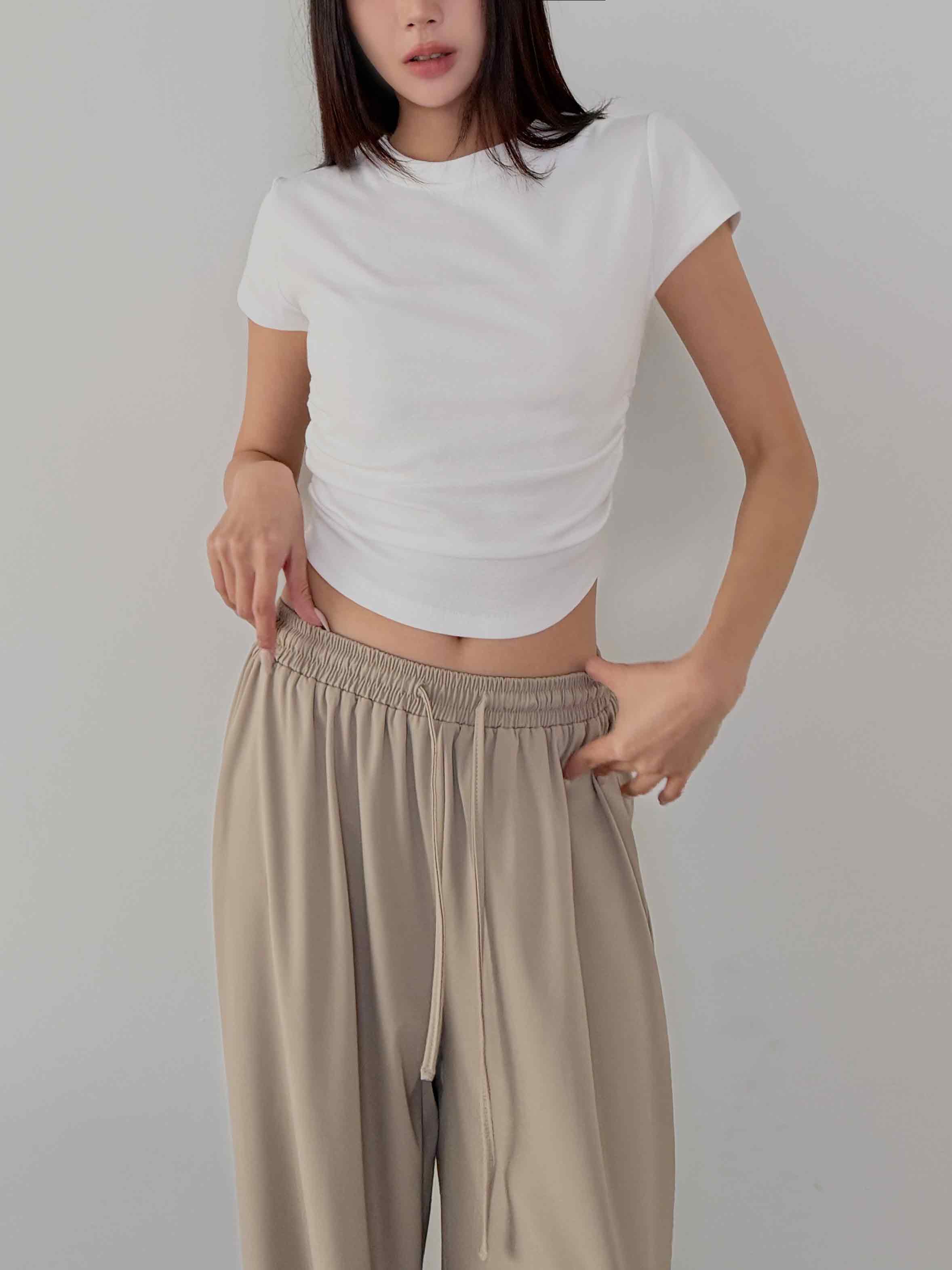 精梳棉圓領側抓皺上衣