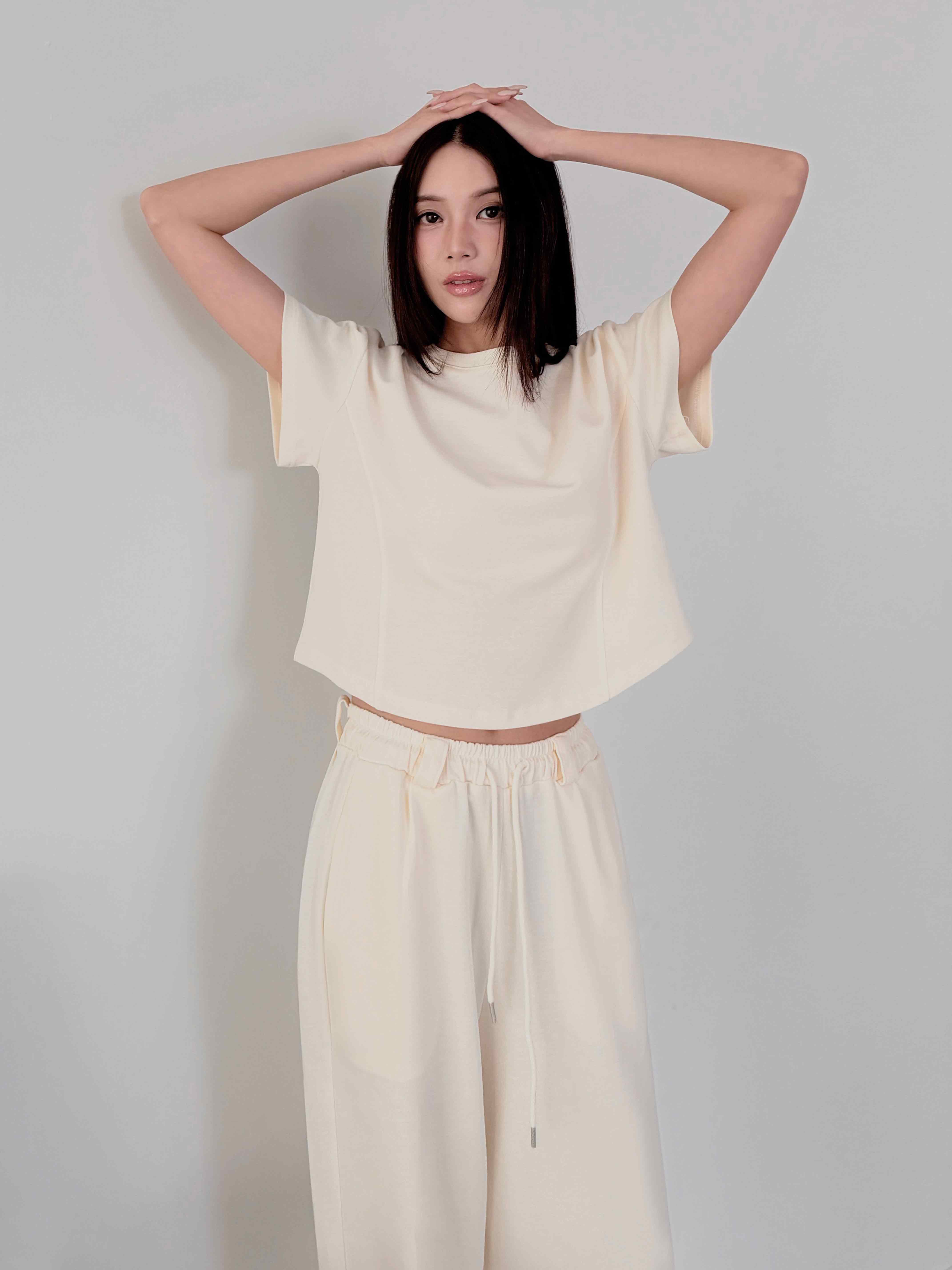 短版剪裁長褲套裝